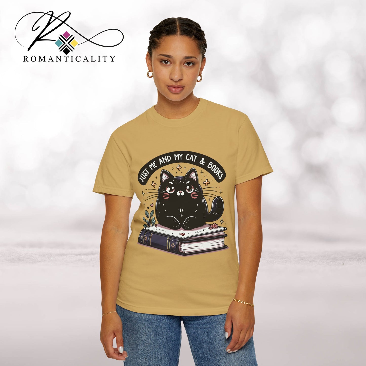 Just Me, My Cat & Books Top