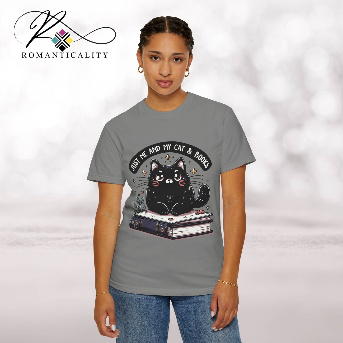 Just Me, My Cat & Books Top