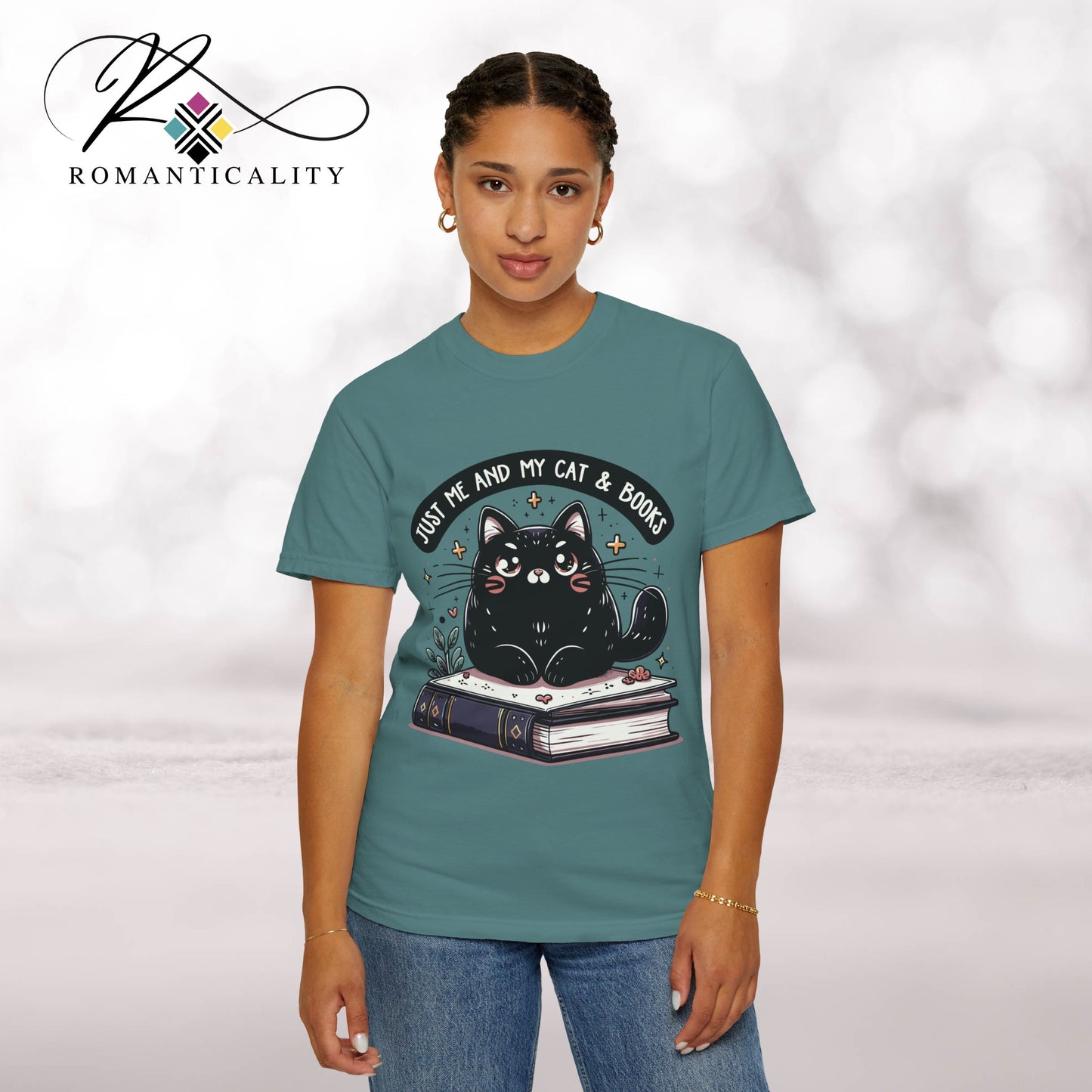 Just Me, My Cat & Books Top